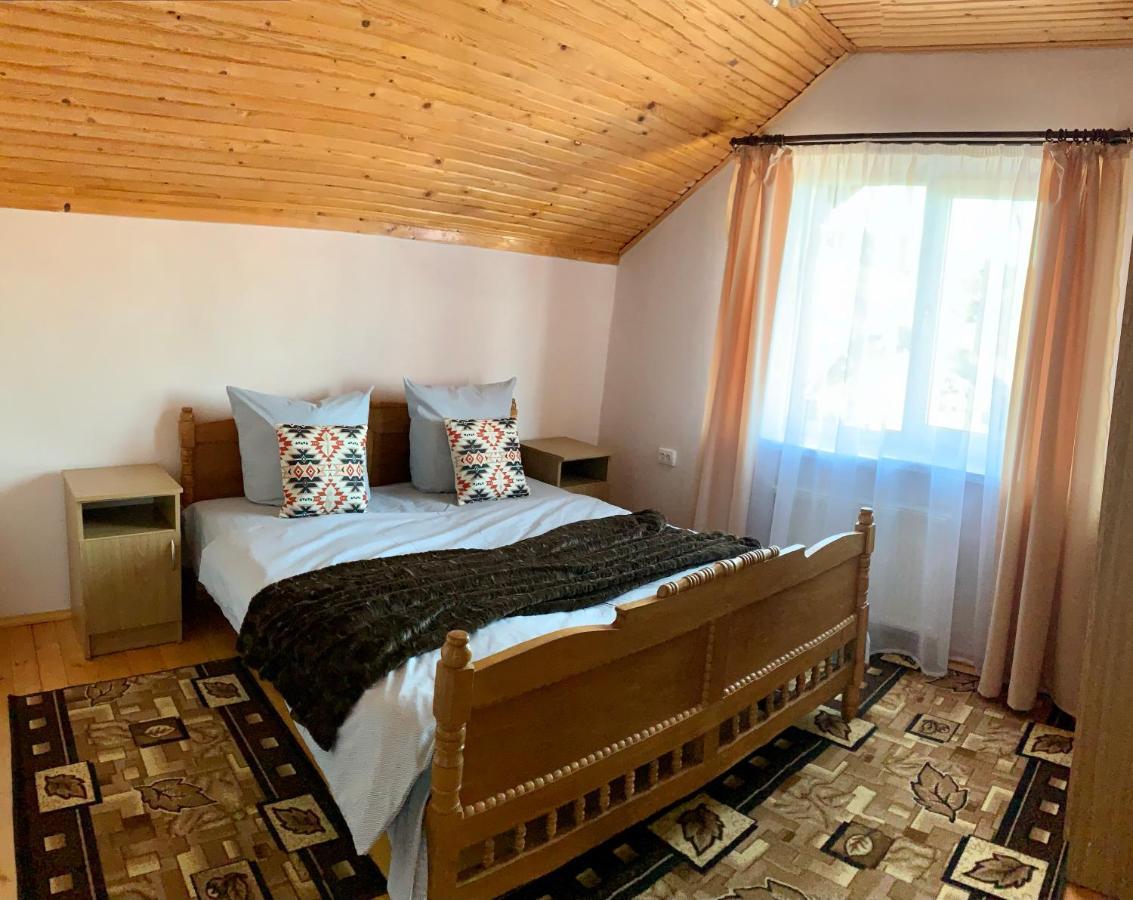 Ніч Над Карпатами Slavske Exterior foto